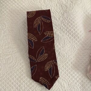 Elegant Brown Leaf ferrell reed for Culwell & Son Tie